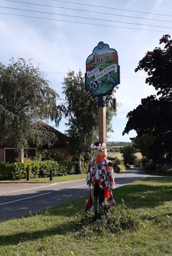 Image of a sign saying High Halstow